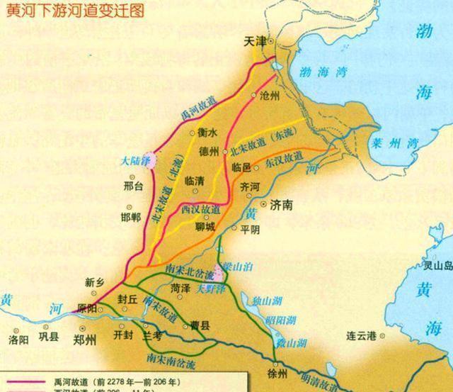 黄河首次改道发生在周定王五年(前602年,洪水从今淇河,卫河合流处