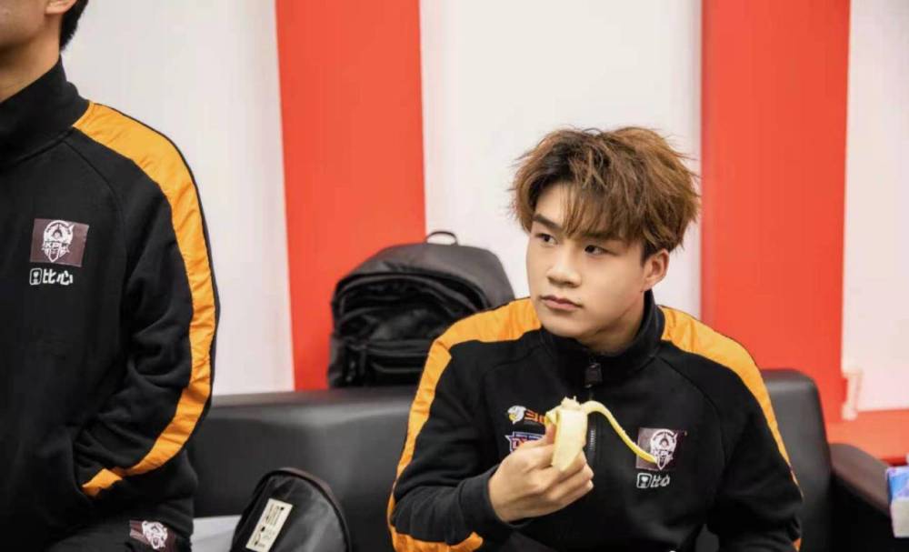 诺登开关排行_AG超玩会一诺登红榜,笑影却拖后腿了,Fly登榜实至名归(2)