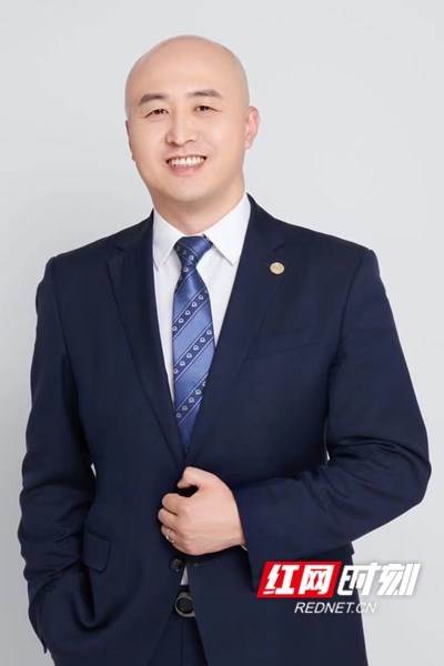 长沙世纪金源物业郝永刚优质服务暖人心与业主共建三邻家园