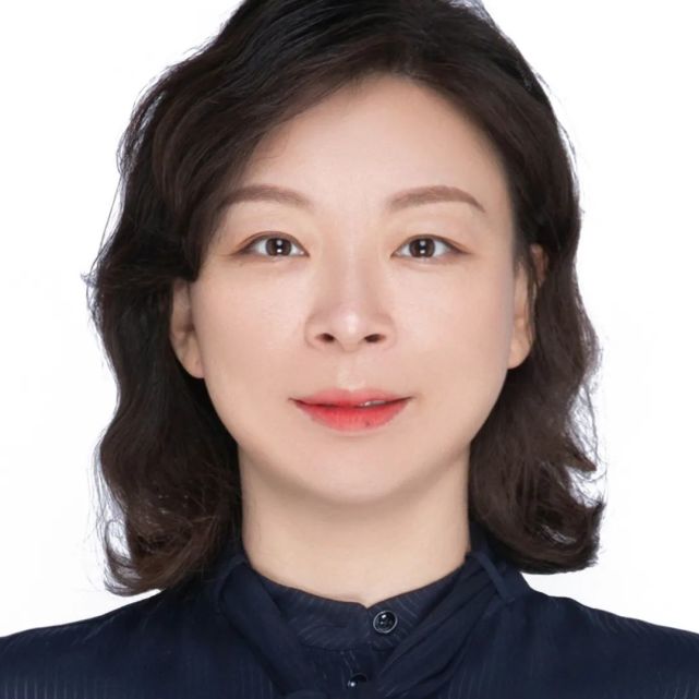 泰州青年五四奖章获得者风采展示曹海燕