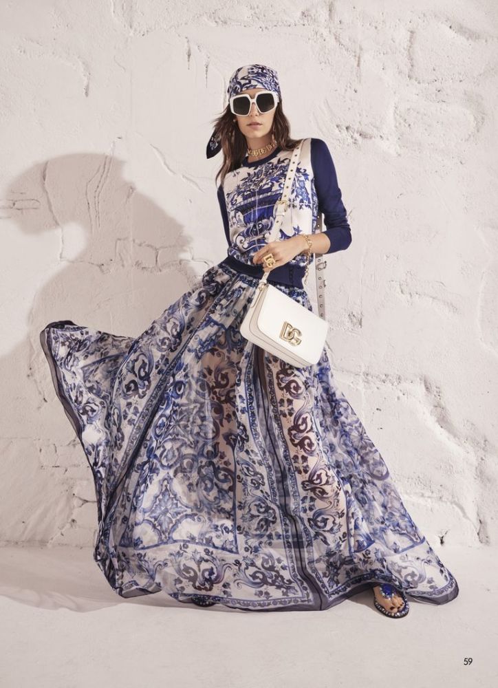 Dolce＆Gabbana杜嘉班纳2022早秋蓝色地中海女装系列证监会行业分类标准一级二级