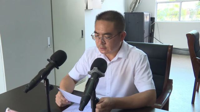 张志东到孟连县第一中学调研