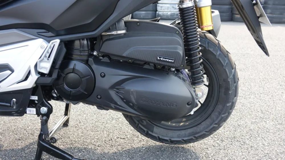 有性价比,搭载tcs的跨界踏板,大阳v锐 adv350 静态展示_腾讯新闻