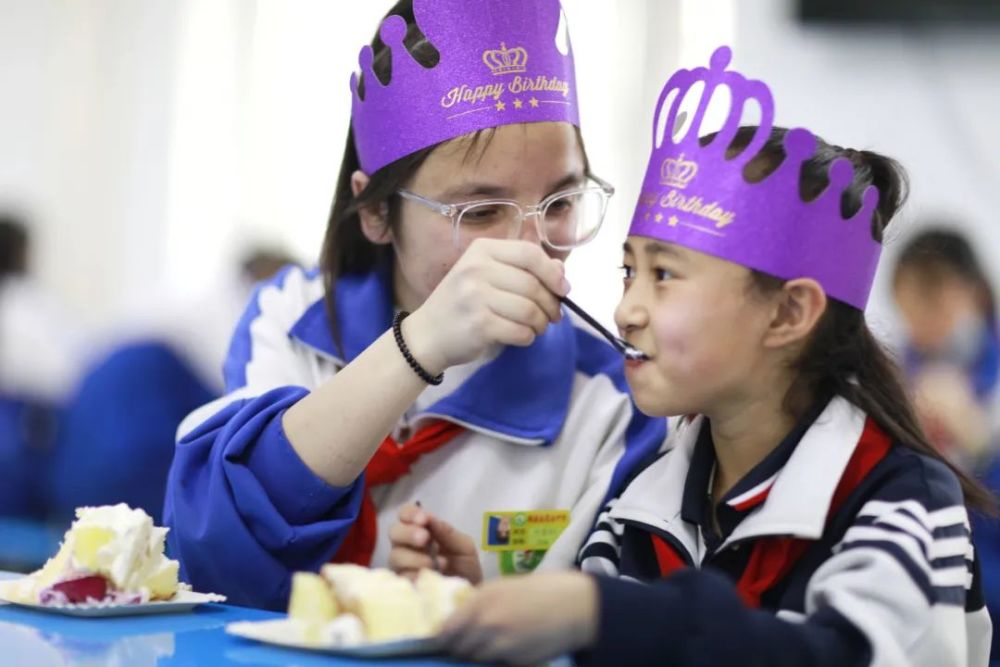 六一儿童节走进军营国防教育零距离