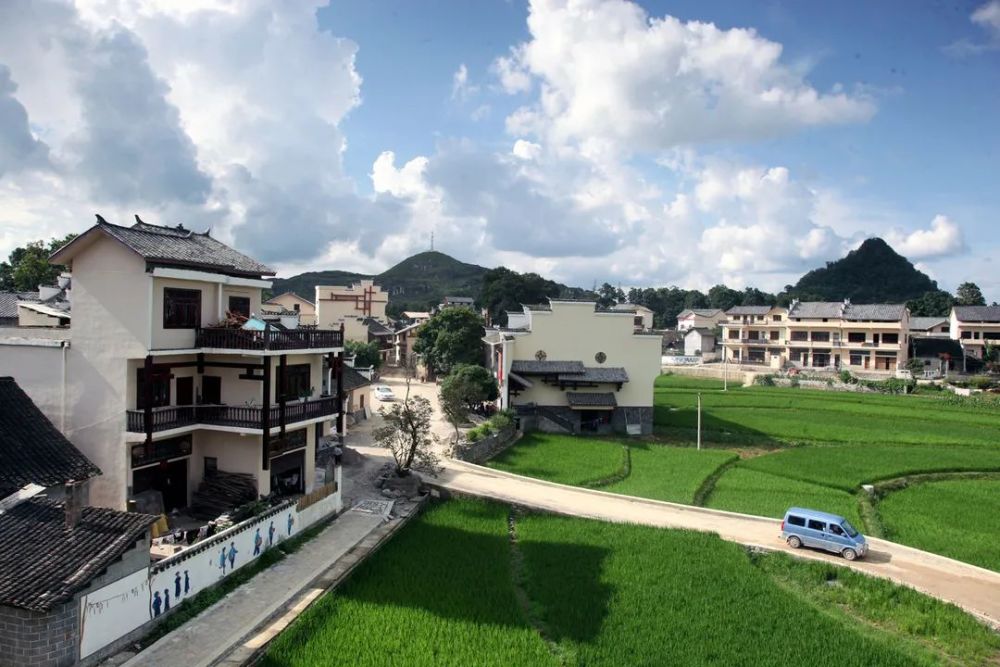 辉煌四十年奋进黔西南贞丰县文旅融合绽芬芳