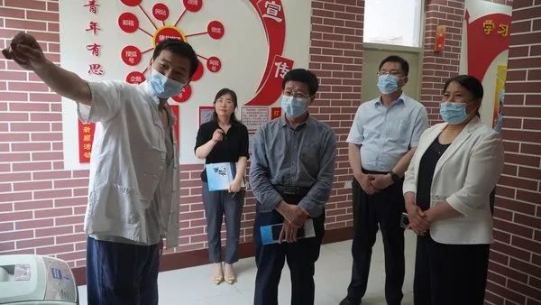 济南市政协一级巡视员李慎生一行到蟠龙梆子开展学习贯彻市党代会精神