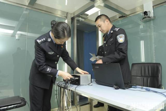 我从基层来丨青岛女刑警林燕:屡破大案要案,事迹被拍成电影!