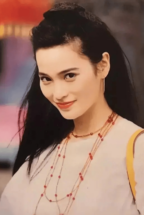 被传贪慕虚荣如今落魄卖鱼香港演员樊亦敏才是难得的真侠女