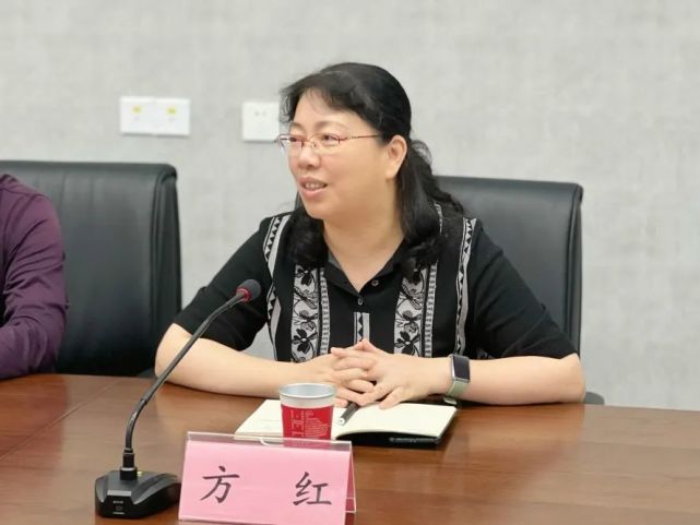 将乐县人大党组书记,主任方红表示,妇幼健康事业关乎