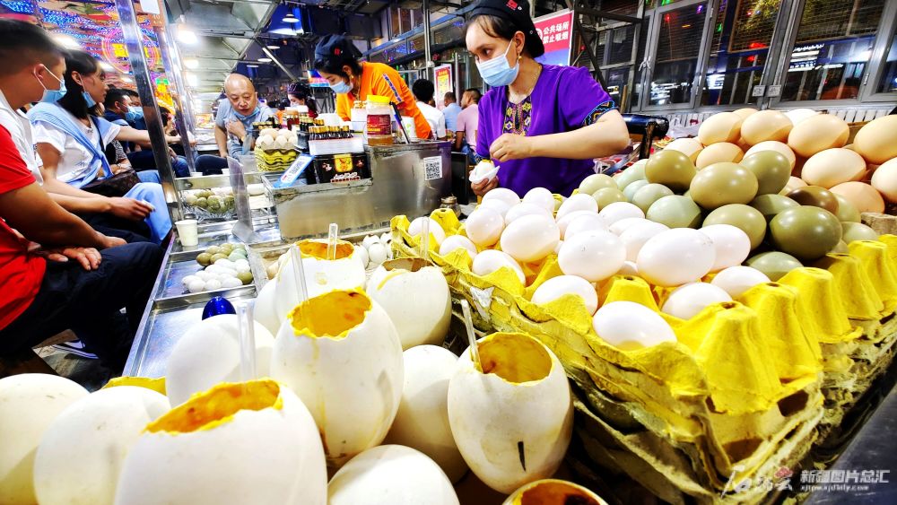 逛和田夜市品诱人美食