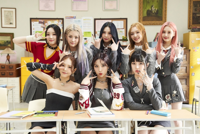 韩女团lightsum发行新专辑,满满的可爱性感风让你怦然心动!_腾讯新闻