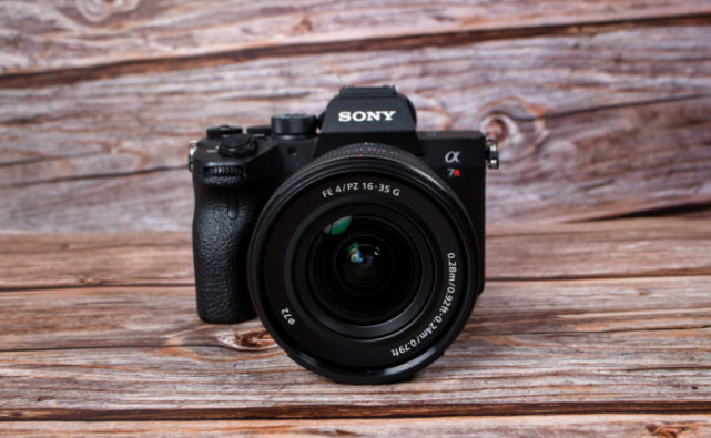 拍vlog最理想的挂机镜头,推荐索尼fe 16-35mm f4 g