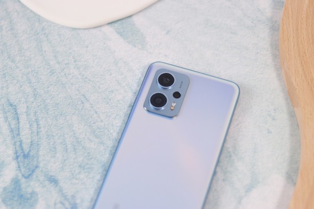 redmi新款小金刚开箱:lcd永不为奴