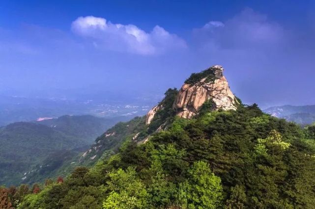 国内夏季必去的12个避暑旅行地，人少清爽，挑一个去小住几日吧？_腾讯新闻
