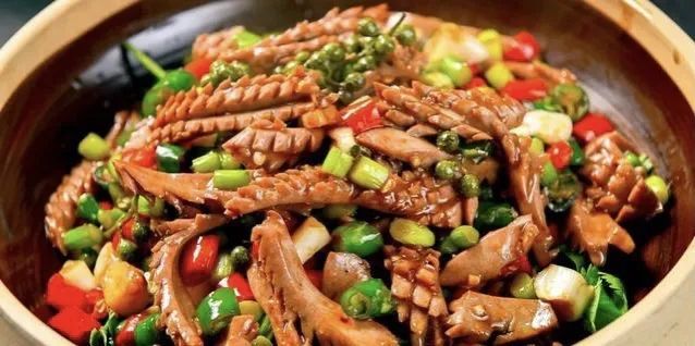 炒腰花时,用上这几个技巧,香嫩无腥味,比饭店做的都好吃_腾讯新闻