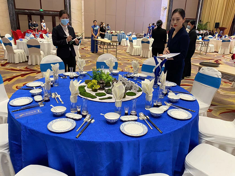 中餐宴会主题摆台pk1
