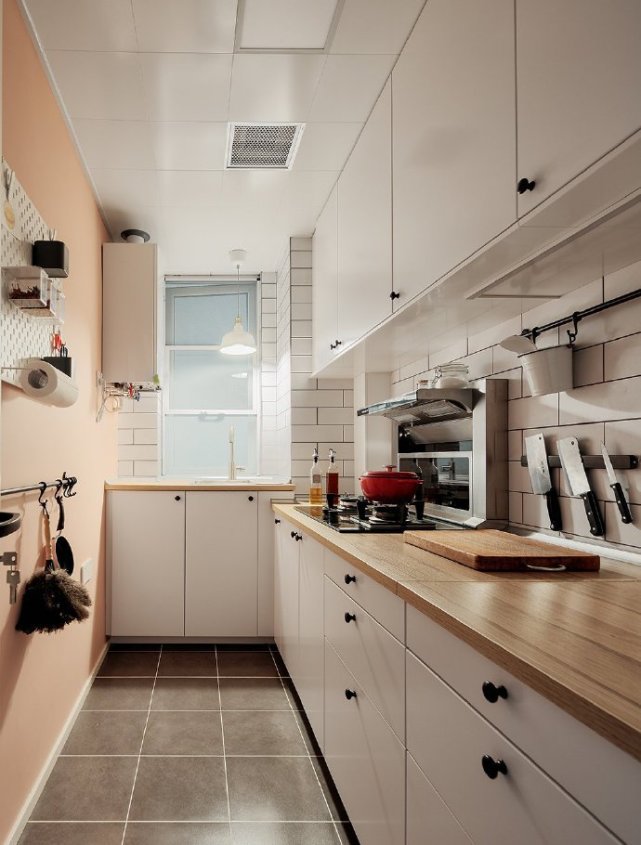 97平北欧风复式设计厨房居然是橙色的暖色调