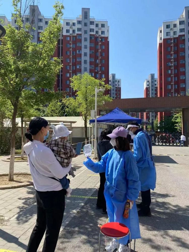 北京近24小时新增本土感染者51例中高考将如期举行