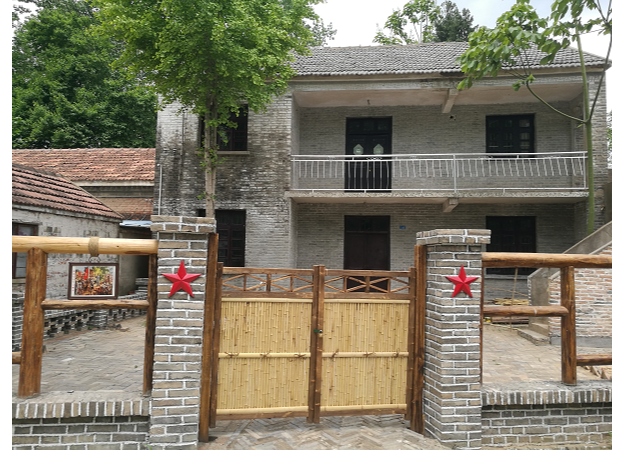 近年来,阜宁县芦蒲镇以美丽乡村建设为着力点,依托古黄河自然风光和