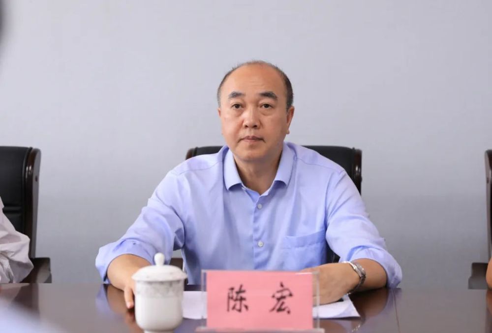 (罗洁芳 摄)5月24日,柳州市人大常委会副主任陈宏一行到融安县开展