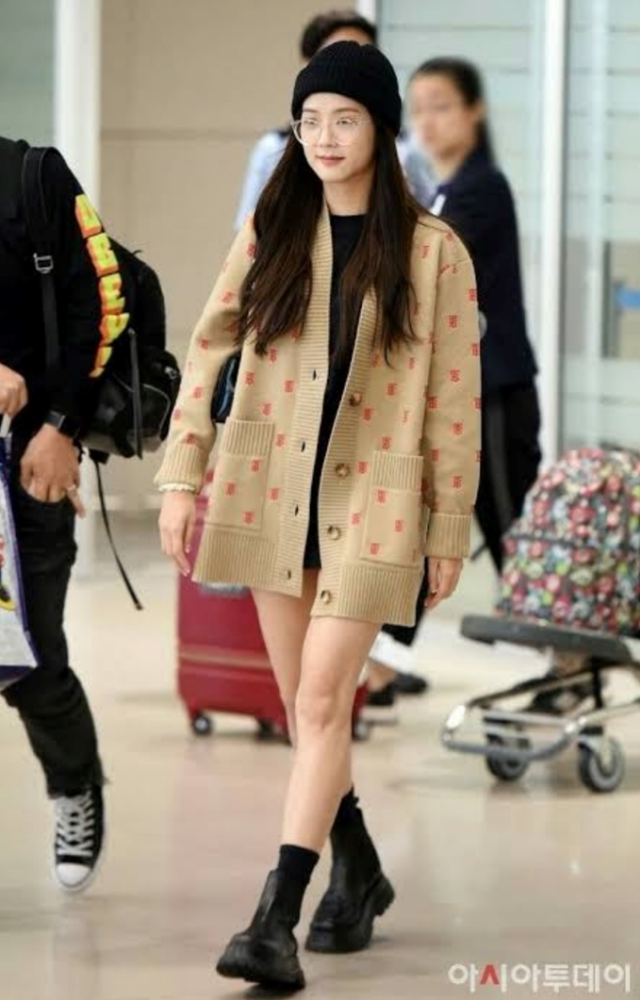 jisoo的街拍照绝对惊艳到你