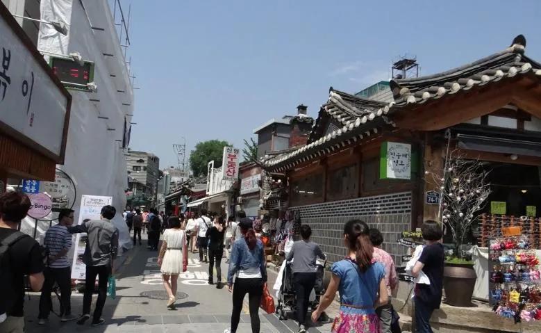 为了和中国撇清关系 该国废除汉字 改了首都名 如今还想改国名 腾讯新闻