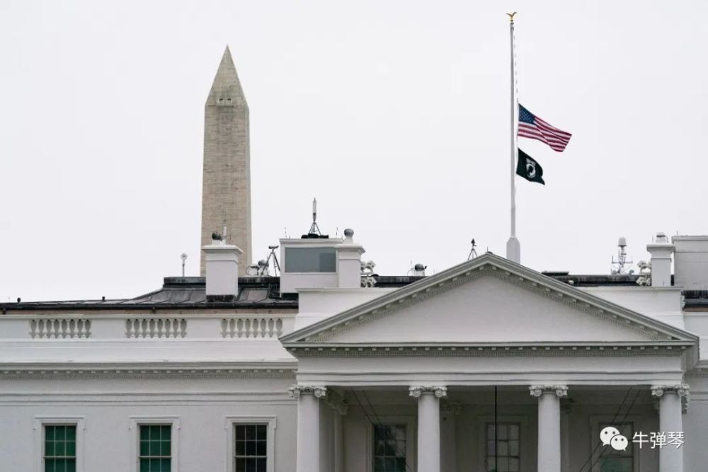 中国表示哀悼，白宫降了半旗，但怎么办美国人不知道！