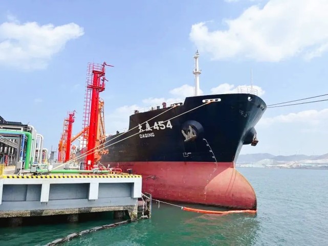 烟台港西港区10万吨新码头投产 能源储运服务升级