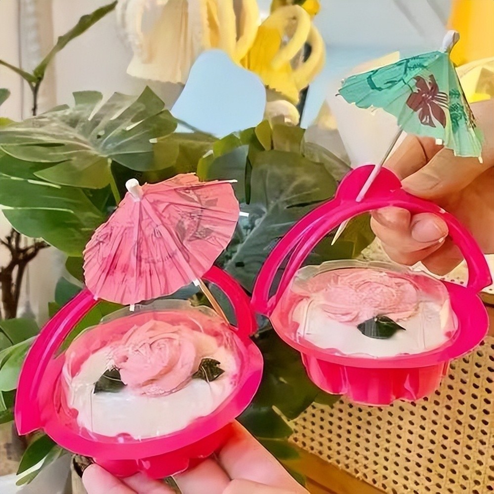 自带雨伞奶油小蛋糕