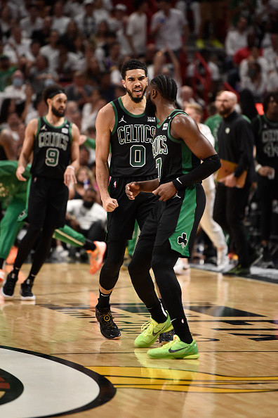 凯尔特人创最强逆袭从东部第11到距总决赛仅一胜一定律暗示后天晋级