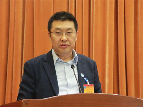 煤炭十大富豪乔玉华身家58亿给员工盖楼每年给贫困生留岗位