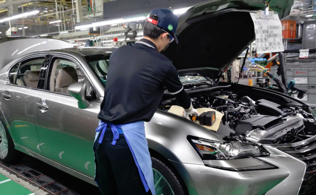 从丰田减产，看汽车行业经历着怎么的洗礼？