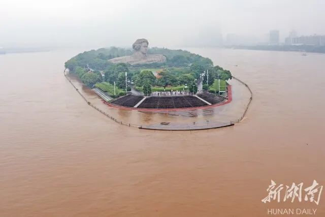 橘子洲亲水平台被淹!还有暴雨,大暴雨!未来一周天气