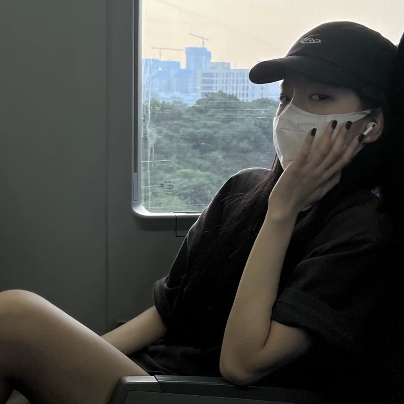 戴口罩女头2.0|爱要及时 别总说下次_腾讯新闻