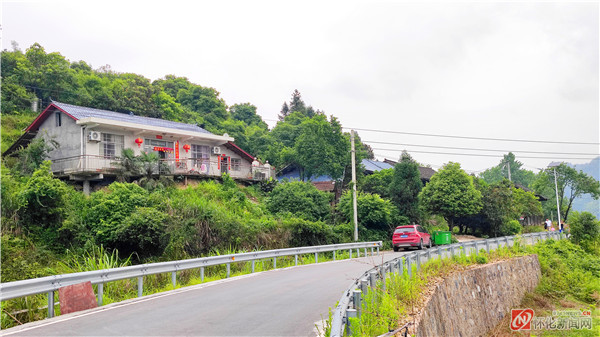 中方县新路河镇开启"美颜模式"