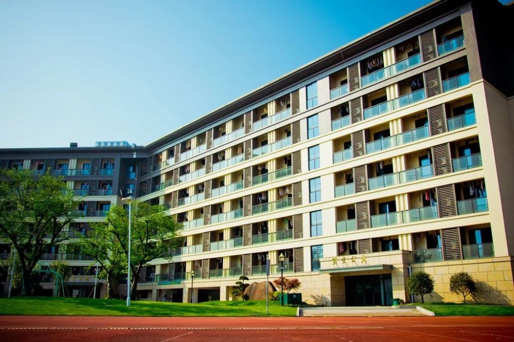 明天东阳二中中天高中顺风高中负责人与你面对面为中考答疑