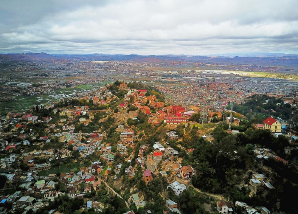 非洲最大的岛屿马达加斯加竟是个黄种人国家