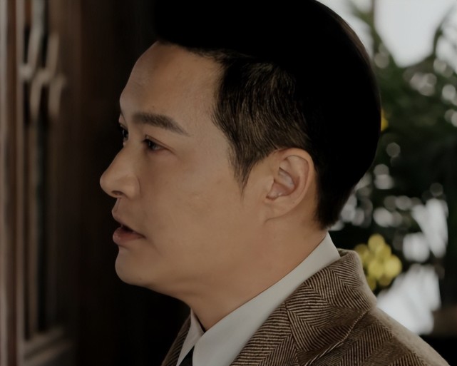 明明同一人,演完《与君初相识》再演《传家》,认不出美男郑国霖