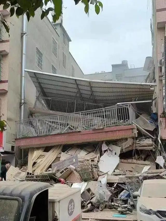 長沙自建房倒塌事故致53人遇難,此次事故確實讓很多人非常心痛,救援