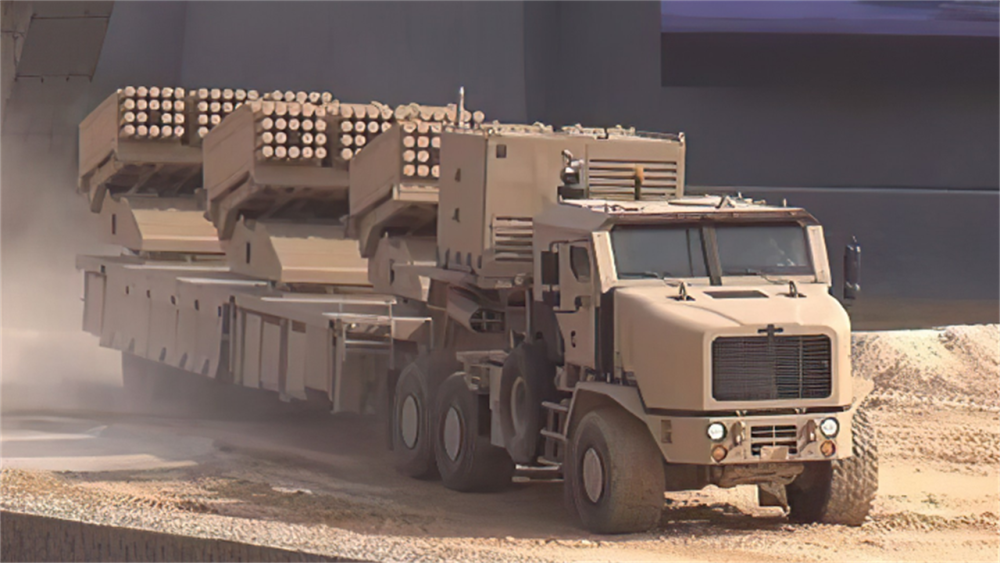 约巴龙火箭炮可齐射240发火箭弹火力一次覆盖40万平方米