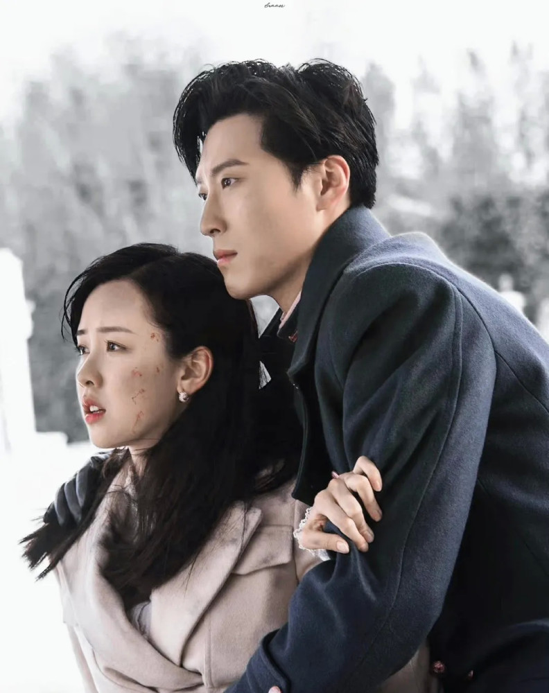 同样是民国土味cp窦骁和陈都灵拿下年冠聂远和秦岚却在炒冷饭