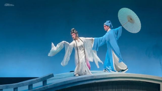 唯美浪漫可甜可盐粤剧白蛇传情谯国夫人与您相约广州大剧院