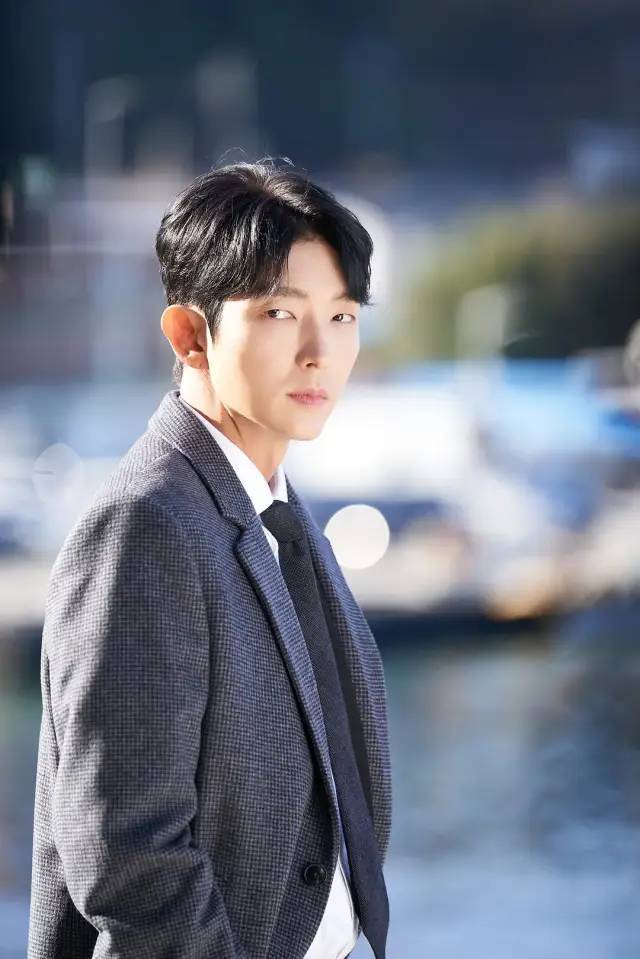 李准基重生爽剧日行十善收获复仇者联盟的守护