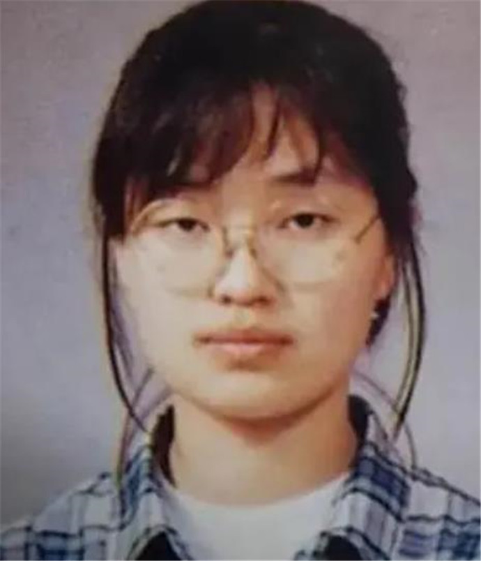 韩国第一夫人金建希 被爆学历造假整容行贿 因高颜值仍有死忠粉 腾讯新闻