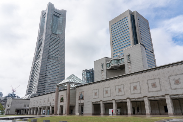 過去,現在和未來,這座國際港口城市獨具匠心_騰訊新聞