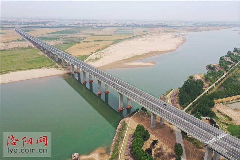 孟州237沁新黄河大桥图片