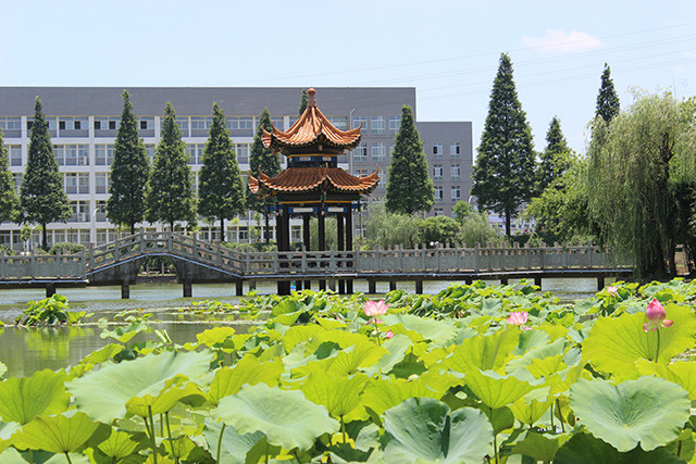 湘潭大学:人文圣地 科教殿堂