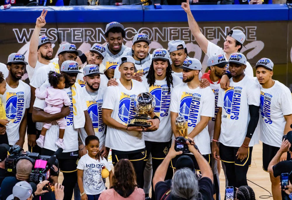 体育篮球nba季后赛勇士队获得西部冠军