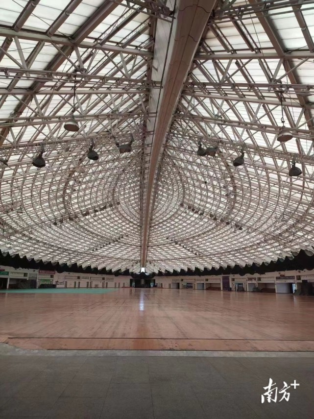 广州体育馆全民健身场地全线升级将打造大湾区首家冰壶馆