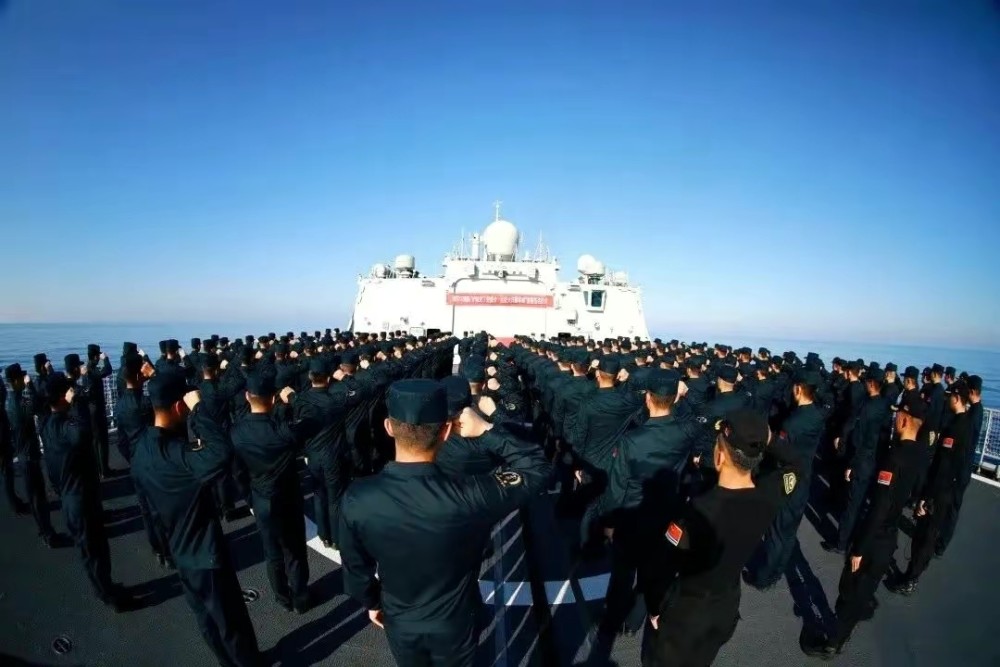 海军二一式作训服图片